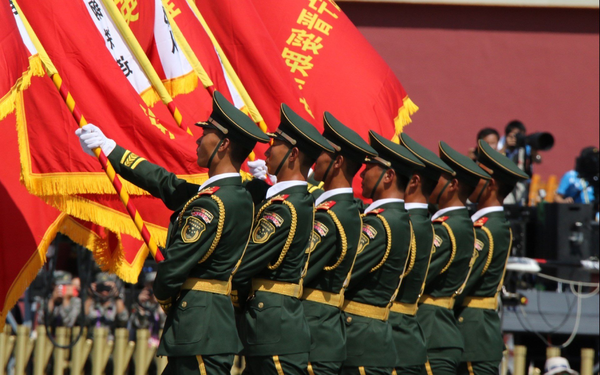 华体会登陆-冰冷三分，范弗利特将金州王朝的最后余温锁进地库