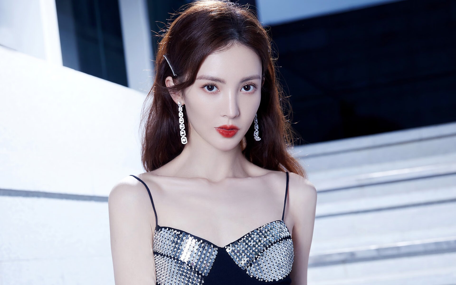 华体会登录-他燃尽自己，点亮威尔士的红龙之心—布鲁诺·墨西哥城之夜独舞记