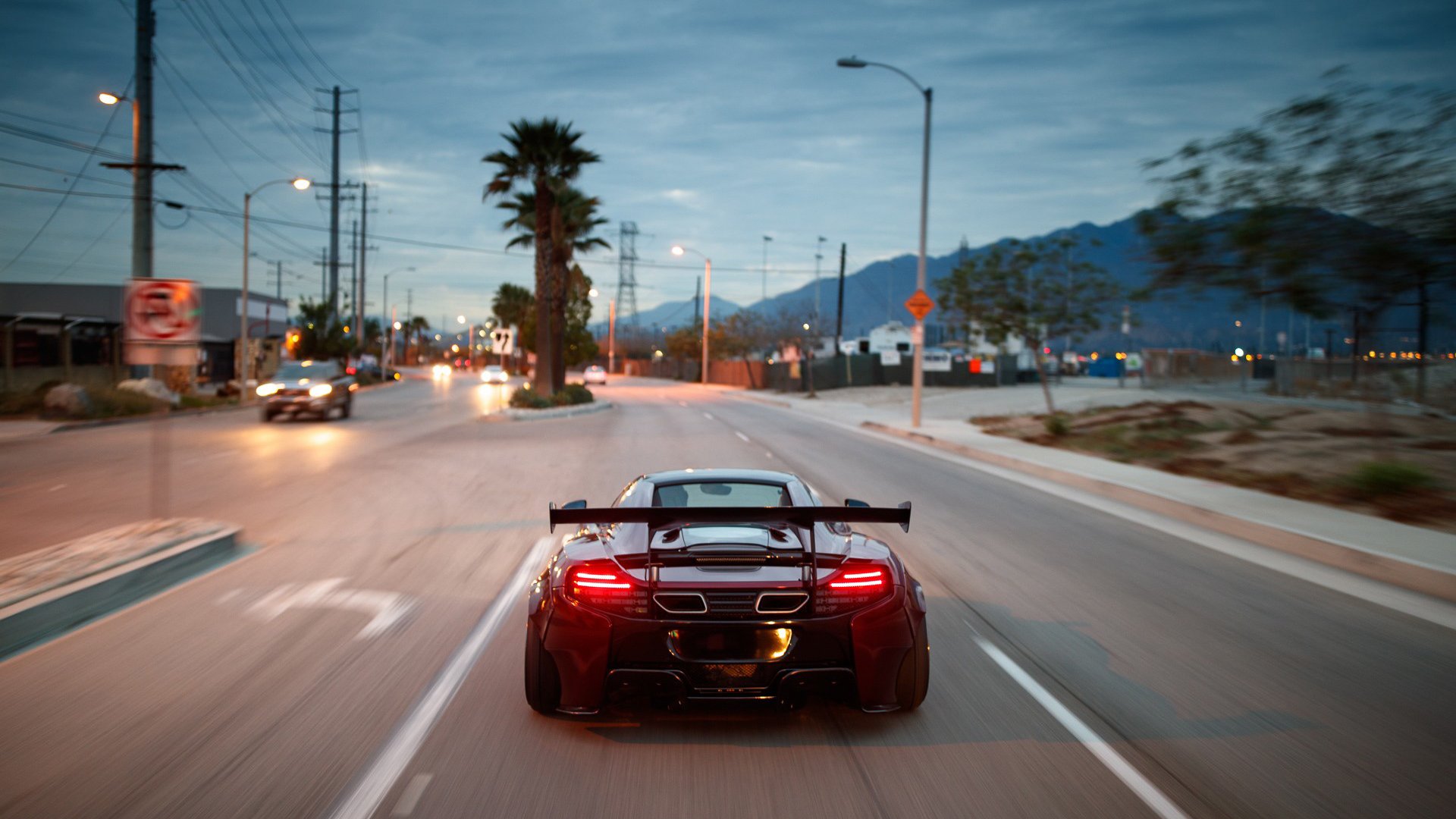 华体会官网-足球与代码的共鸣，当突尼斯对阵乌克兰，阿圭罗如何重新定义稳定输出